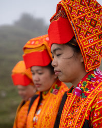 Beside Friends, Dao Lu Gang - Northern Vietnam